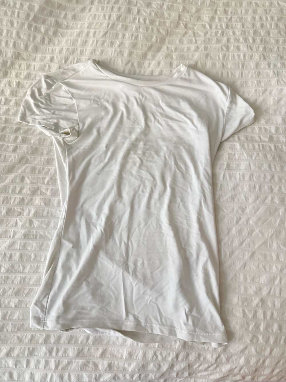H&M White Short Sleeve Crewneck Tee